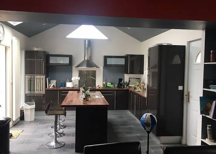 « beausejour » De 180 M2